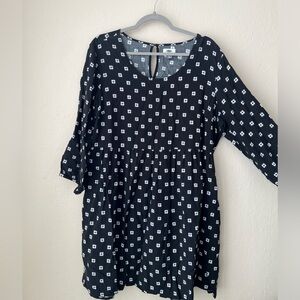 Old Navy Black and White Patterned Dress